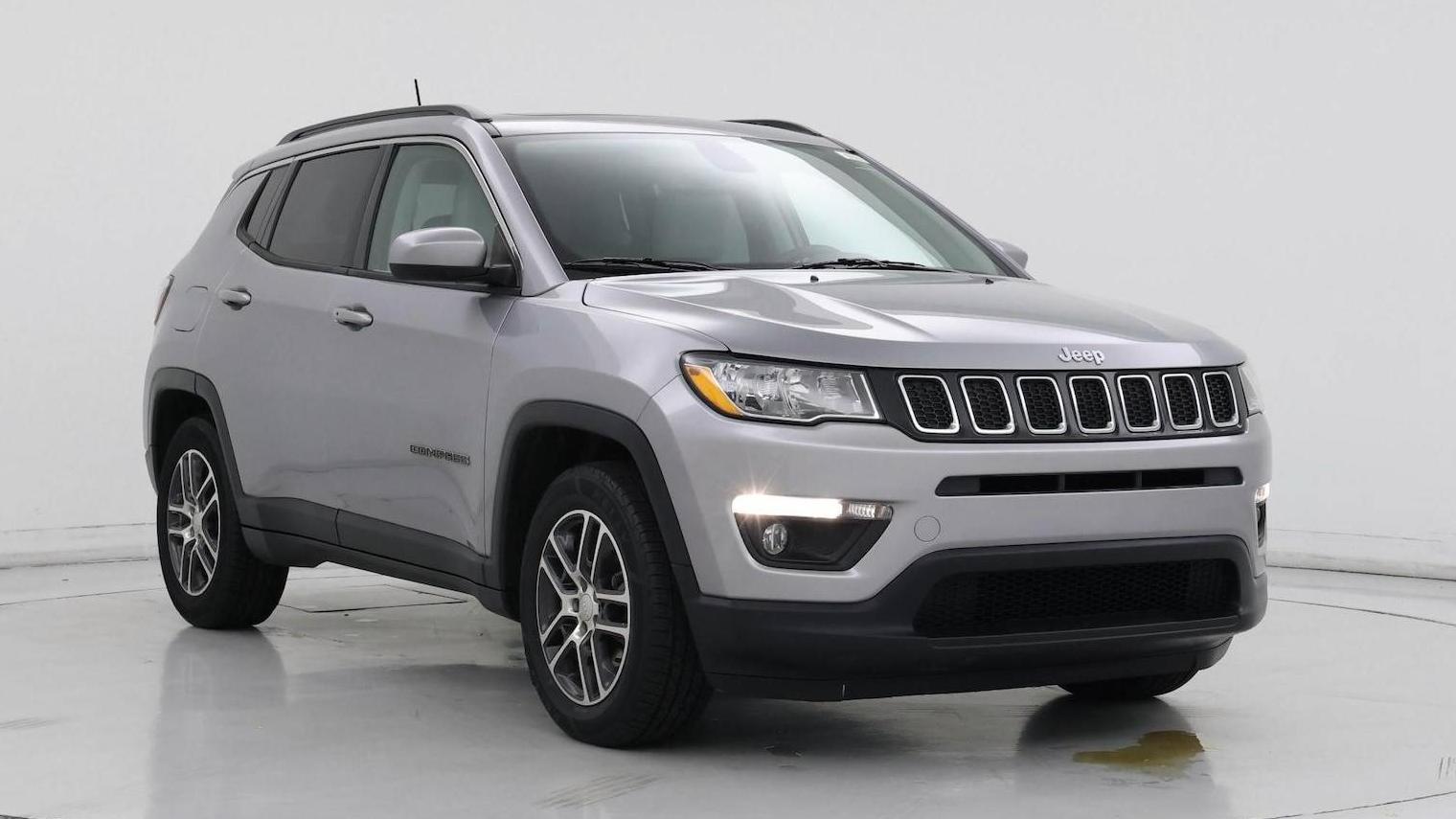 JEEP COMPASS 2019 3C4NJCBB7KT676972 image