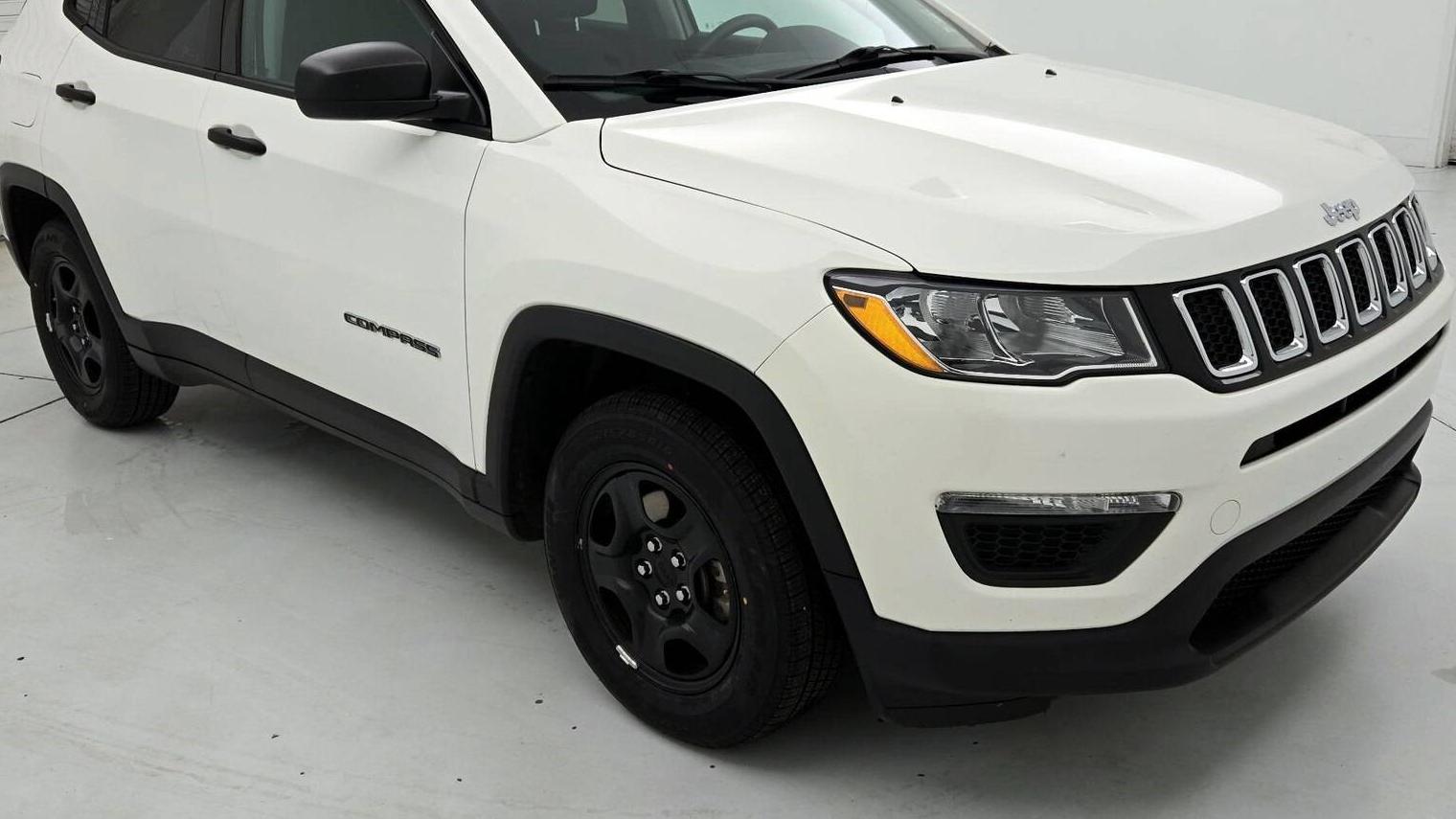 JEEP COMPASS 2019 3C4NJCAB5KT622278 image