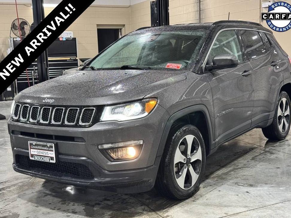 JEEP COMPASS 2019 3C4NJDBB3KT704644 image