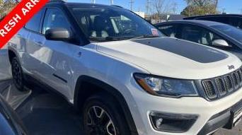 JEEP COMPASS 2019 3C4NJDDB9KT664082 image