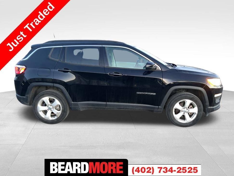 JEEP COMPASS 2019 3C4NJDBB4KT629937 image