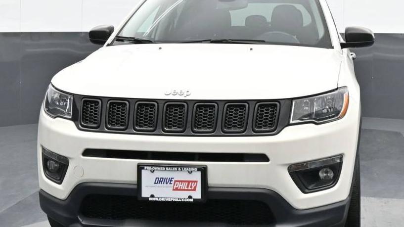 JEEP COMPASS 2019 3C4NJDBB9KT768154 image