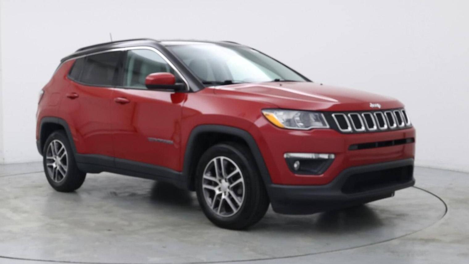 JEEP COMPASS 2019 3C4NJCBBXKT769744 image