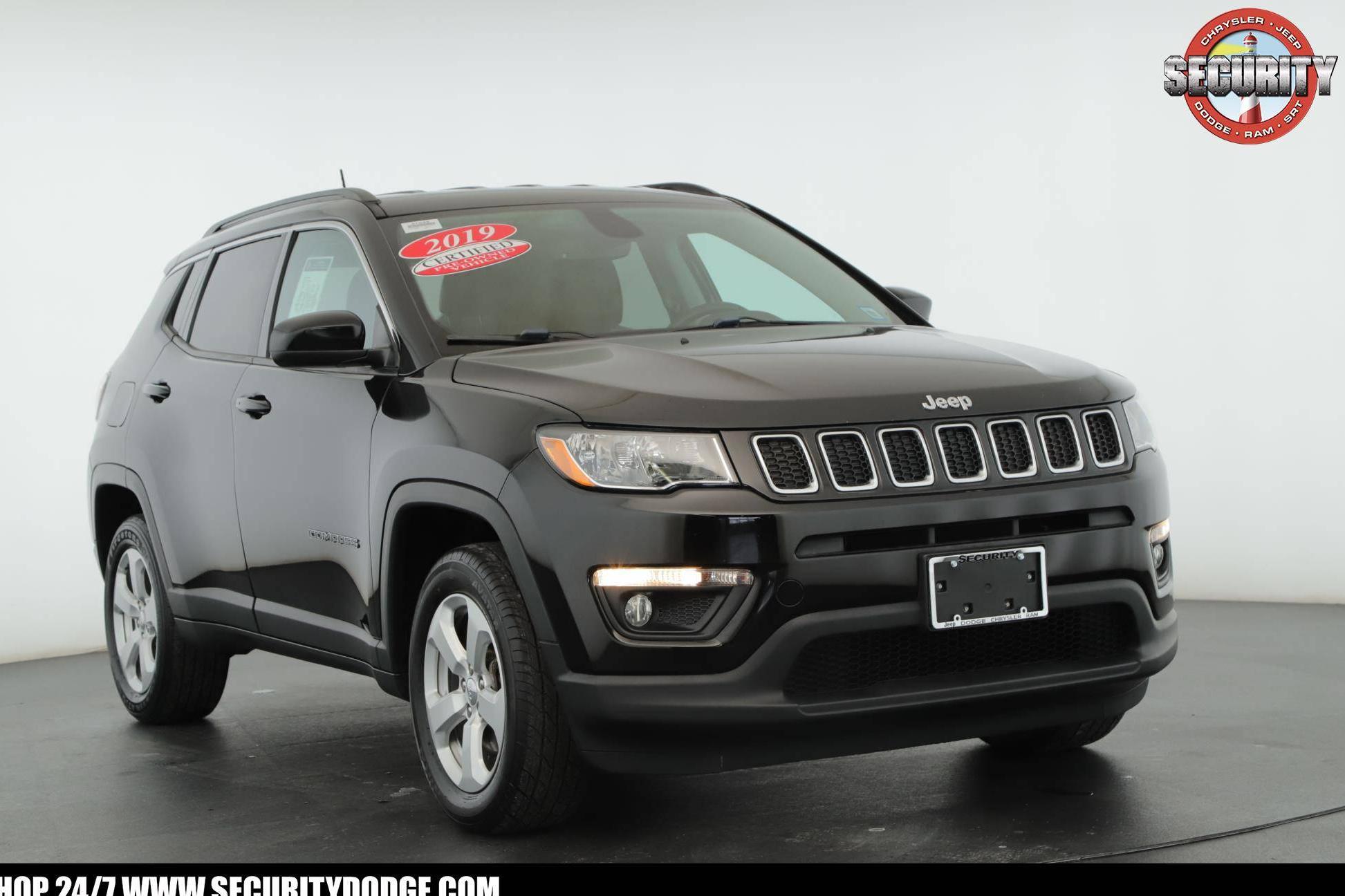 JEEP COMPASS 2019 3C4NJDBB9KT675134 image