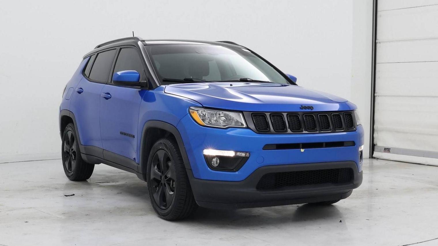 JEEP COMPASS 2019 3C4NJCBBXKT667697 image