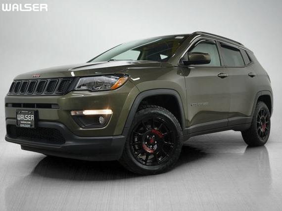 JEEP COMPASS 2019 3C4NJDBB3KT711920 image