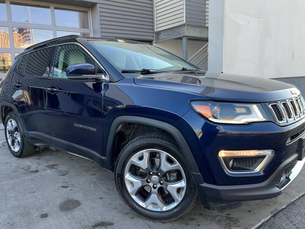 JEEP COMPASS 2019 3C4NJDCB1KT803025 image