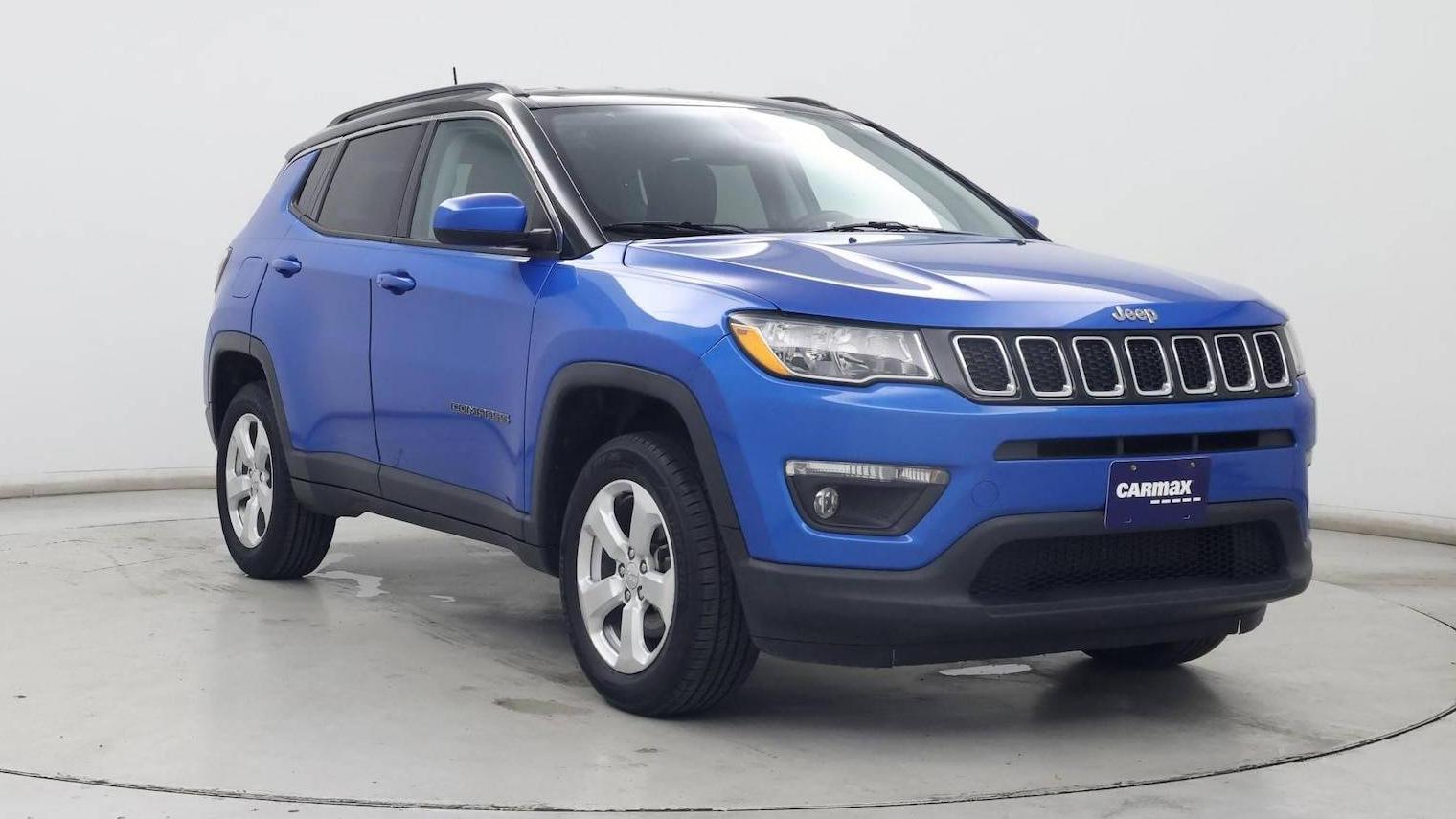 JEEP COMPASS 2019 3C4NJDBB3KT846752 image