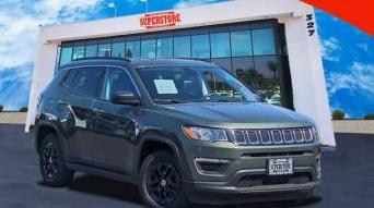 JEEP COMPASS 2019 3C4NJCAB3KT743567 image