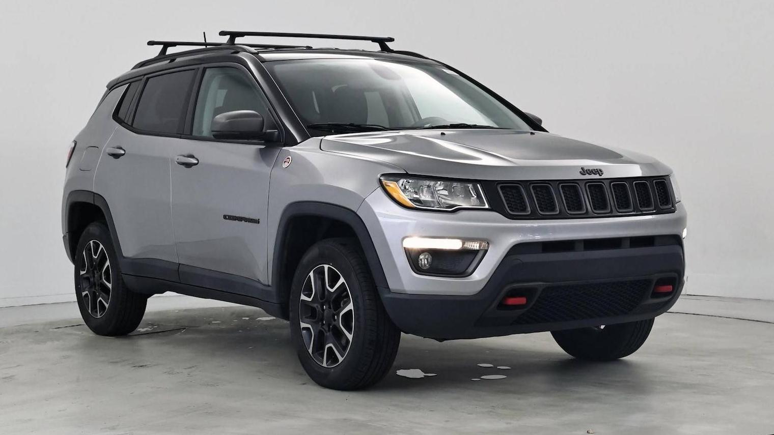 JEEP COMPASS 2019 3C4NJDDB0KT740109 image