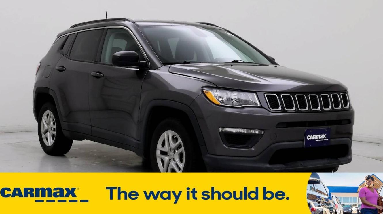 JEEP COMPASS 2019 3C4NJCAB7KT614909 image