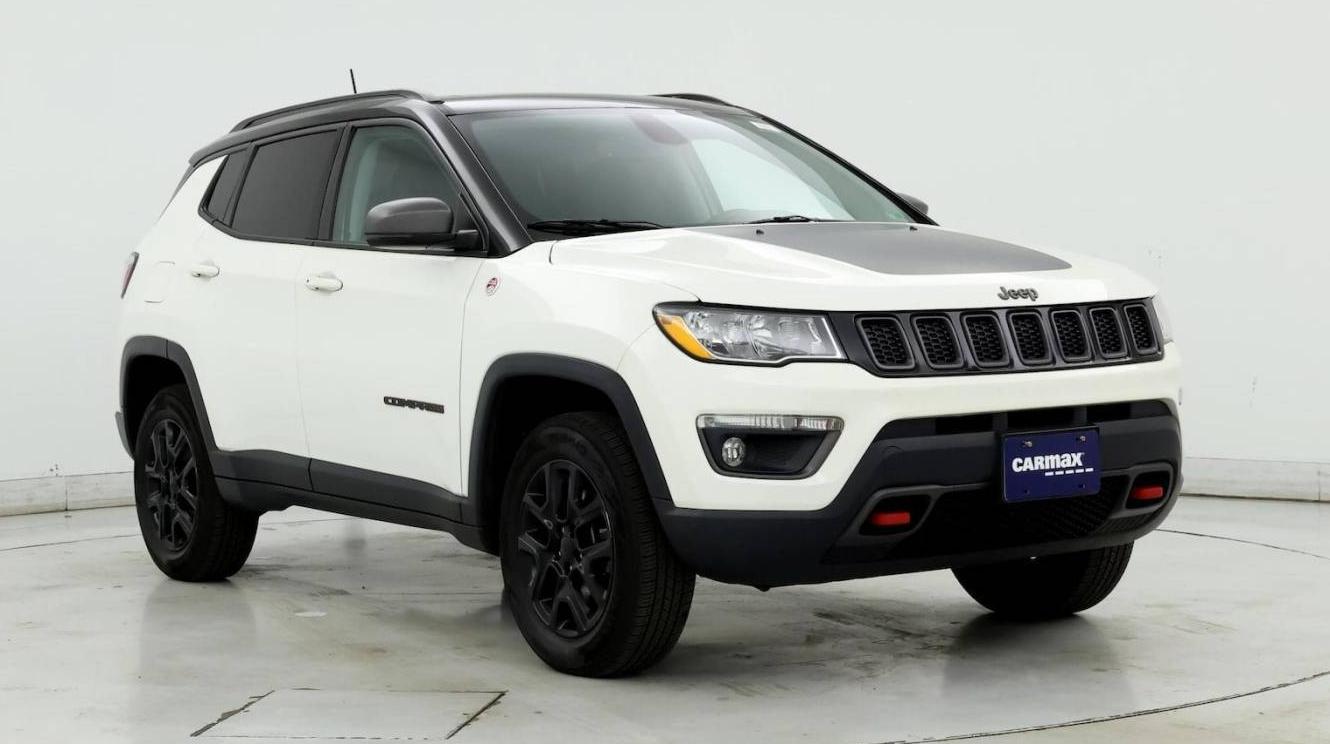 JEEP COMPASS 2019 3C4NJDDB0KT821837 image