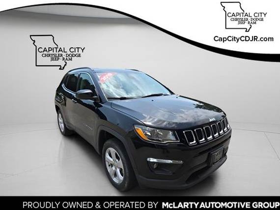 JEEP COMPASS 2019 3C4NJDBB2KT641245 image