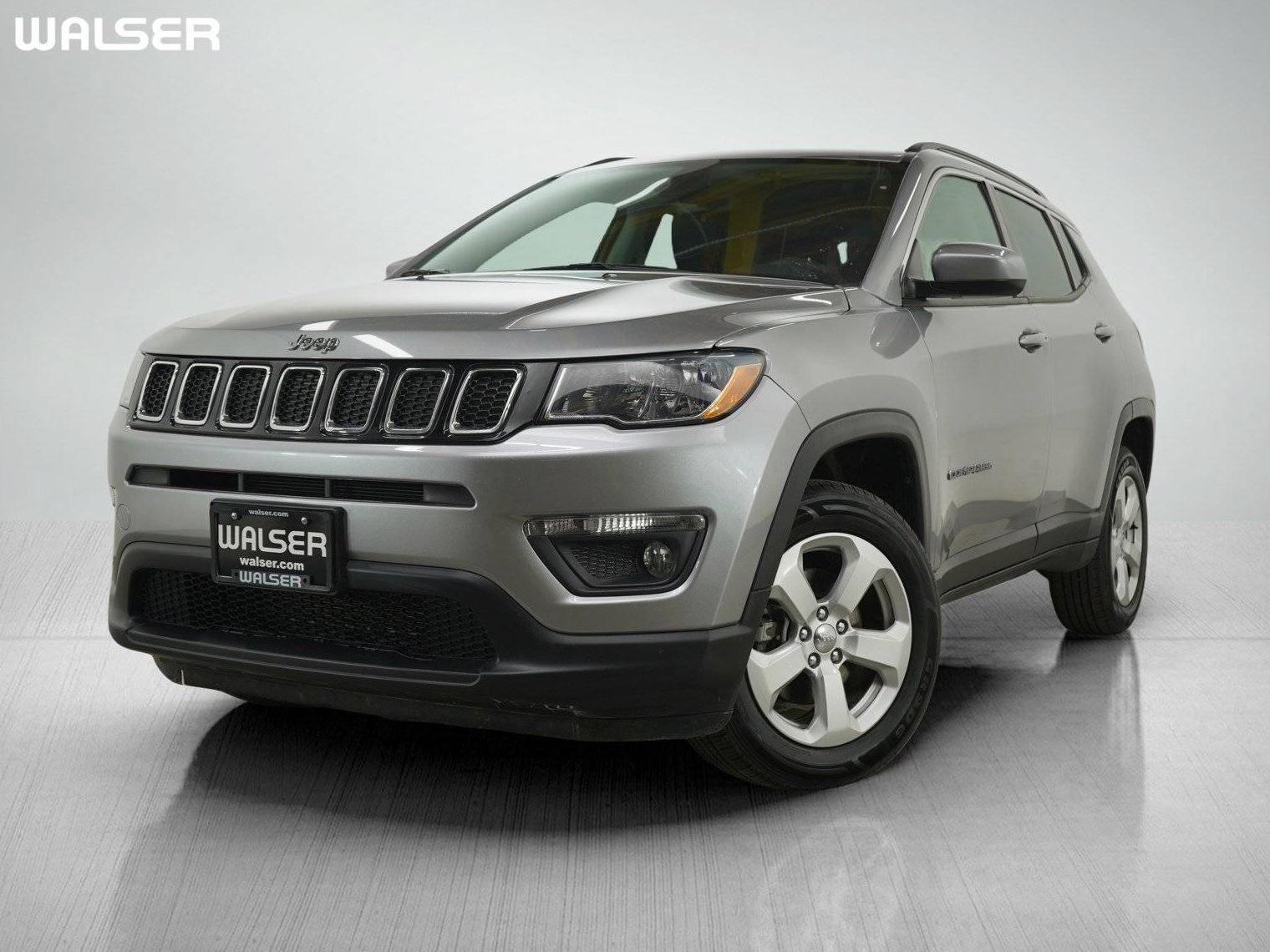 JEEP COMPASS 2019 3C4NJDBB6KT847636 image