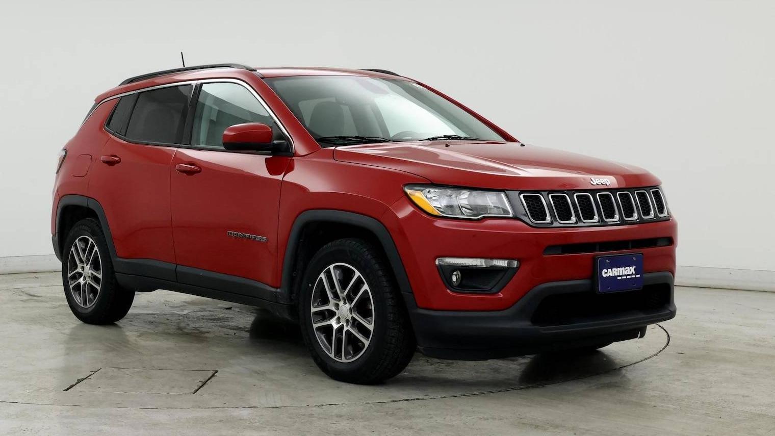 JEEP COMPASS 2018 3C4NJCBB4JT495228 image