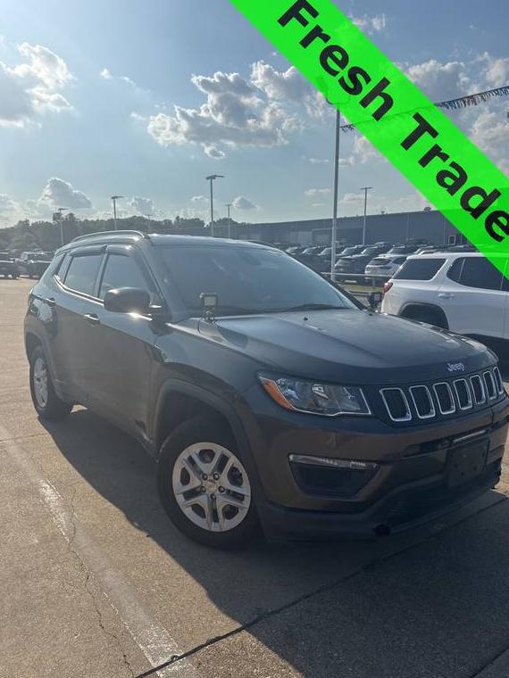 JEEP COMPASS 2018 3C4NJCAB2JT212956 image