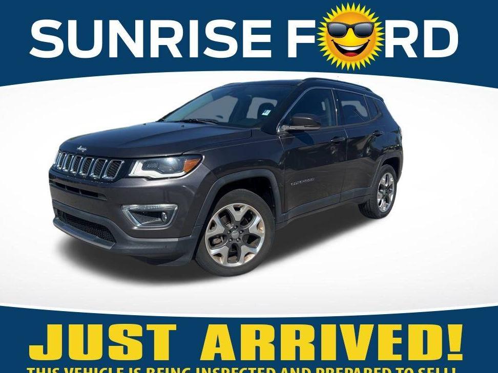 JEEP COMPASS 2018 3C4NJCCB5JT405812 image