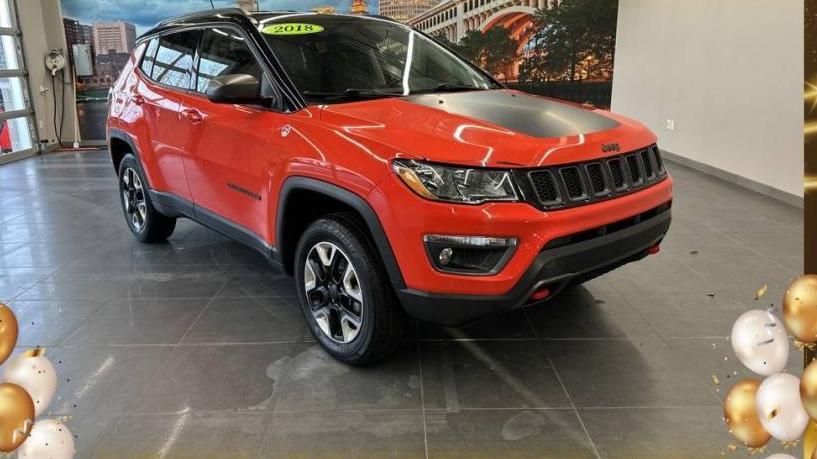 JEEP COMPASS 2018 3C4NJDDB0JT185421 image