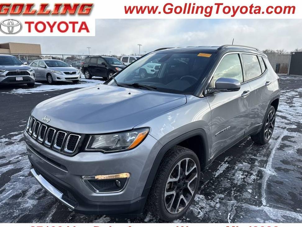 JEEP COMPASS 2018 3C4NJDCB3JT399286 image