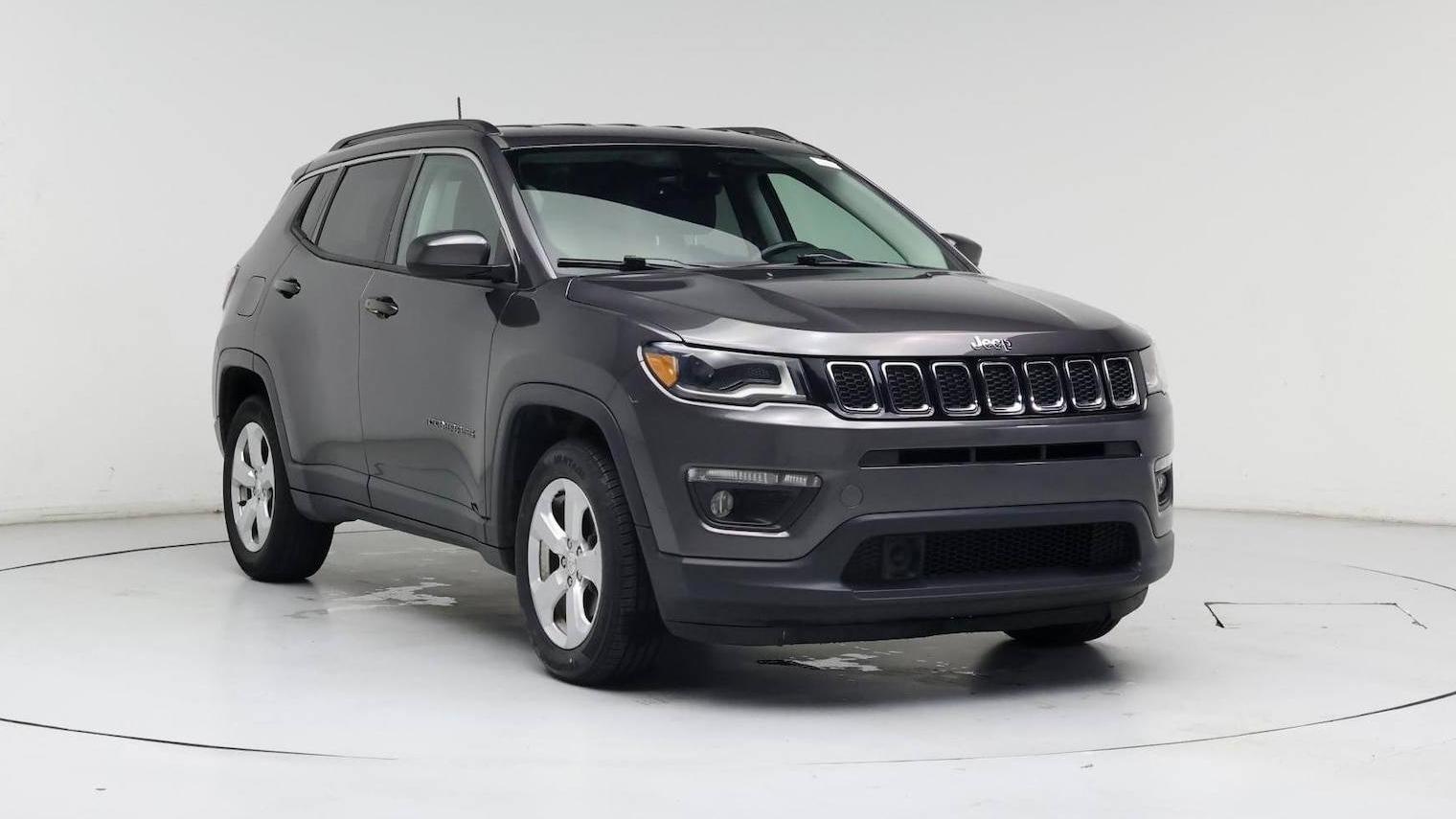 JEEP COMPASS 2018 3C4NJCBB4JT263132 image