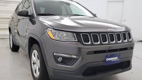 JEEP COMPASS 2018 3C4NJDBB1JT316018 image