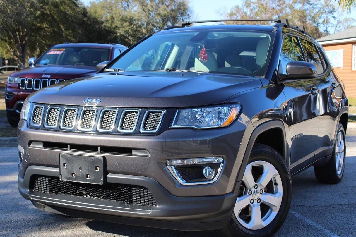 JEEP COMPASS 2018 3C4NJDBB0JT116263 image