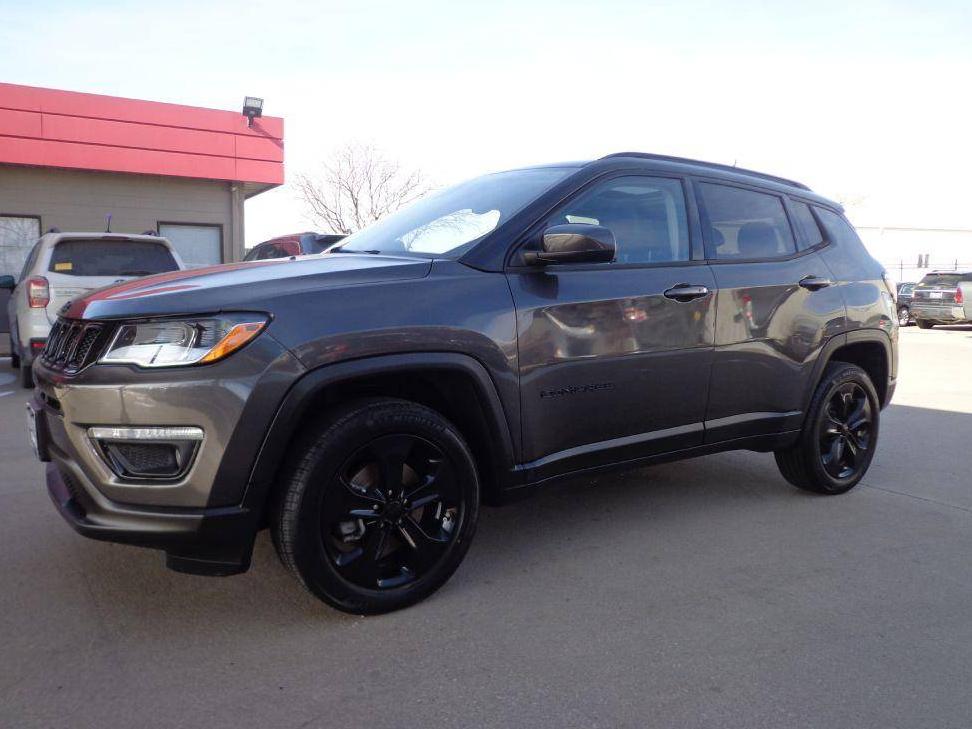 JEEP COMPASS 2018 3C4NJDBB2JT399782 image