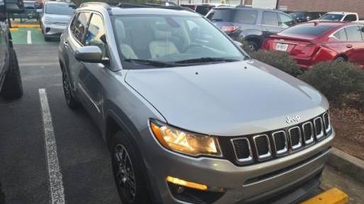 JEEP COMPASS 2018 3C4NJCBB1JT500465 image