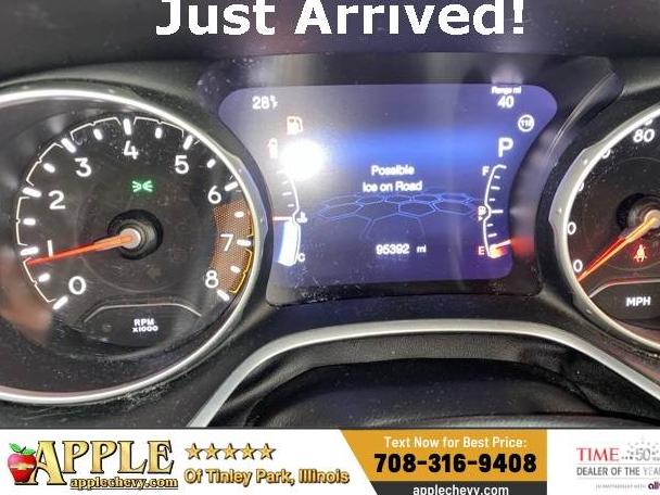 JEEP COMPASS 2018 3C4NJDBB9JT331866 image