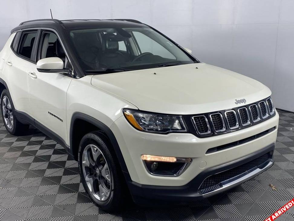 JEEP COMPASS 2018 3C4NJDCBXJT354457 image