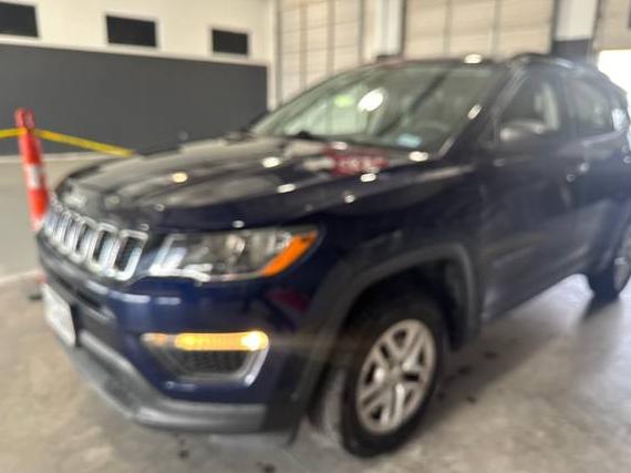 JEEP COMPASS 2018 3C4NJDAB4JT100696 image