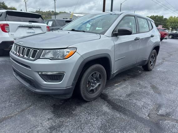 JEEP COMPASS 2018 3C4NJCAB5JT186238 image