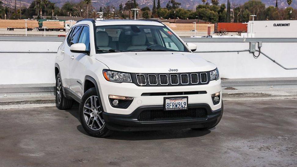 JEEP COMPASS 2018 3C4NJCBB0JT460945 image