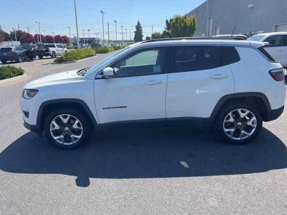JEEP COMPASS 2018 3C4NJCCB9JT406915 image