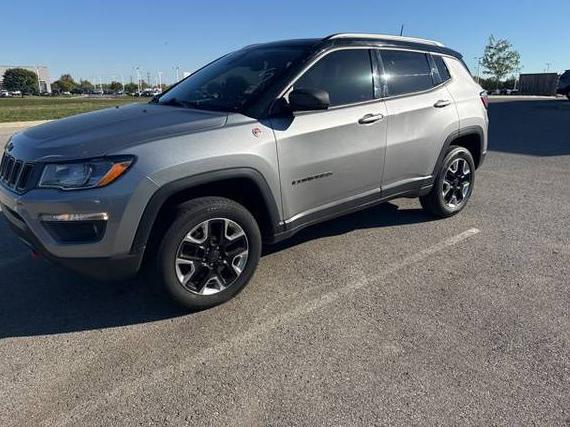 JEEP COMPASS 2018 3C4NJDDB0JT246086 image