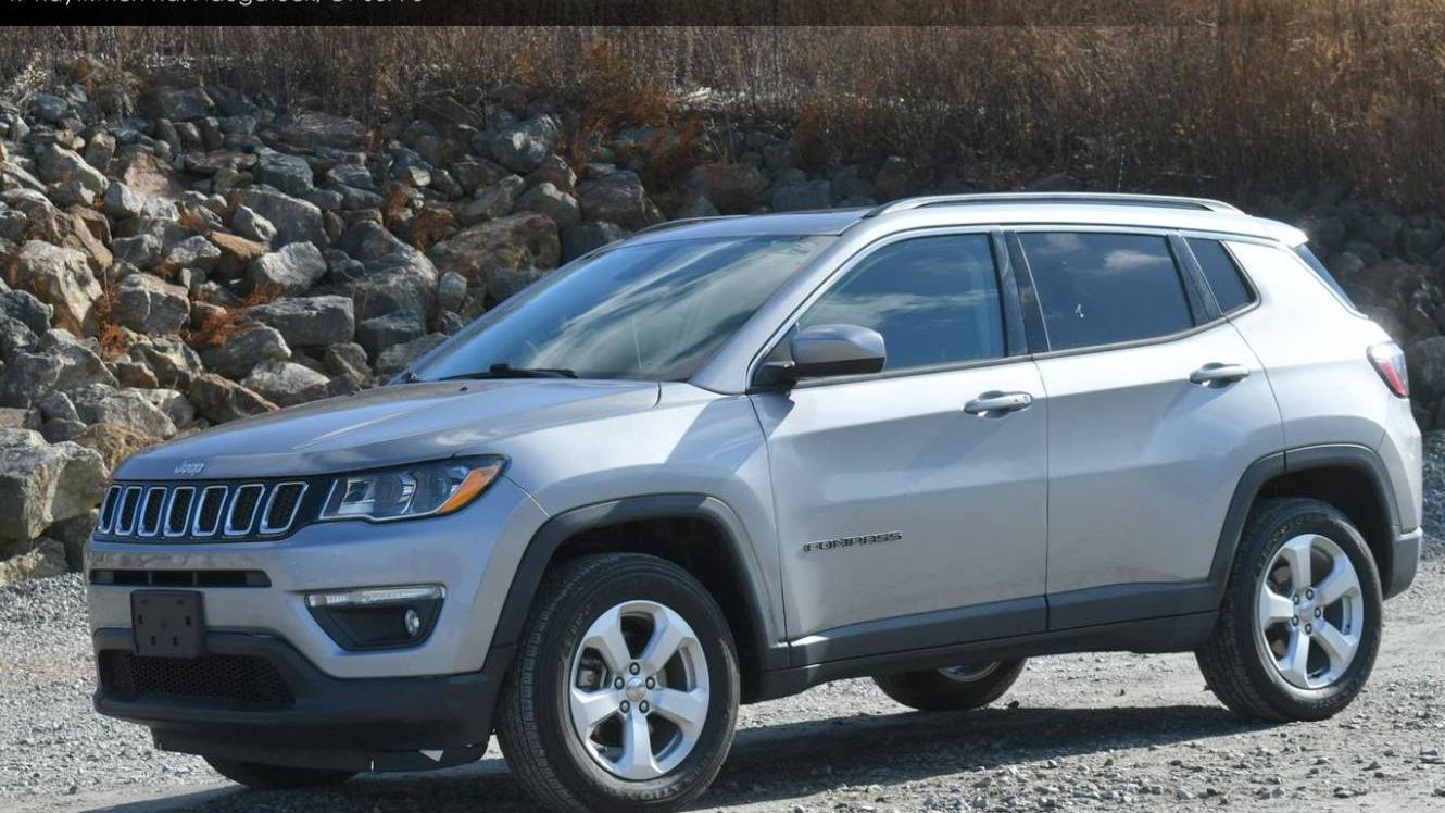 JEEP COMPASS 2018 3C4NJDBB1JT480711 image