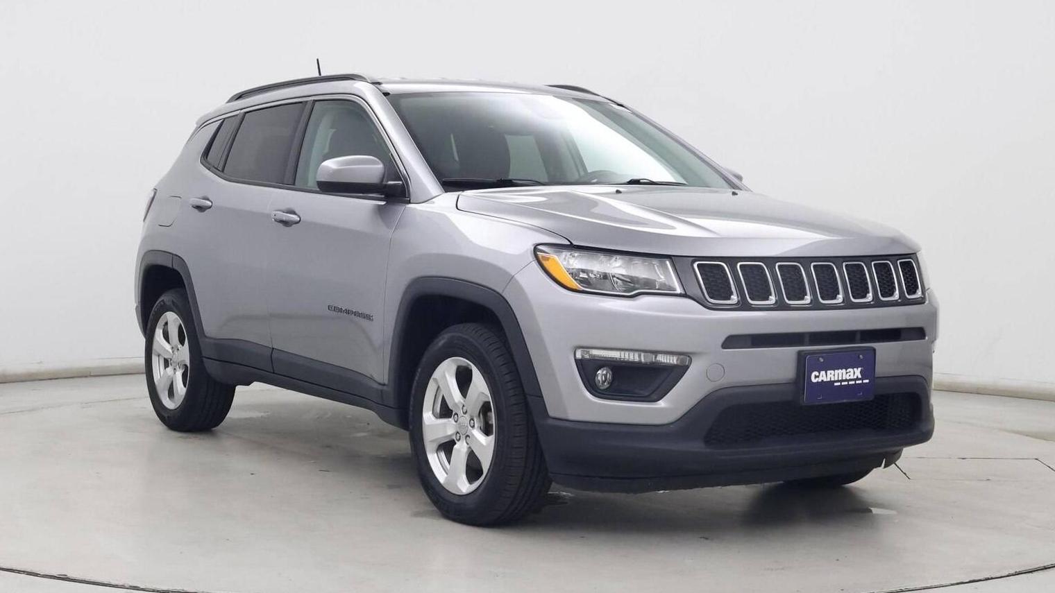 JEEP COMPASS 2018 3C4NJDBB3JT484274 image