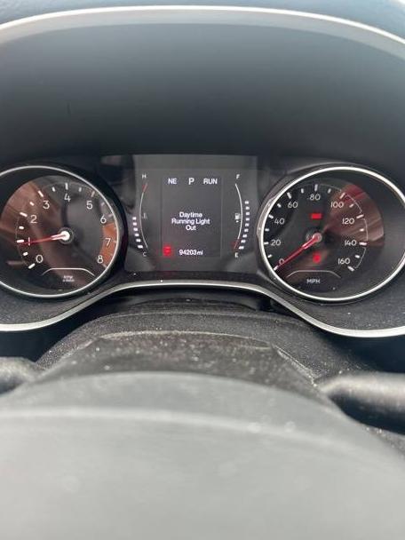 JEEP COMPASS 2018 3C4NJCBB6JT108730 image