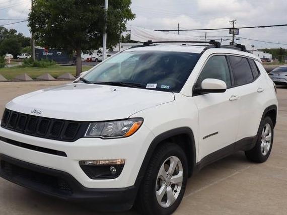 JEEP COMPASS 2018 3C4NJCBB4JT251143 image