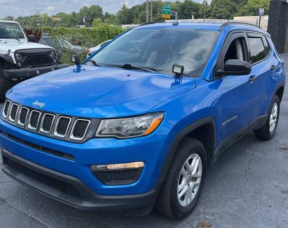 JEEP COMPASS 2018 3C4NJDAB3JT117697 image