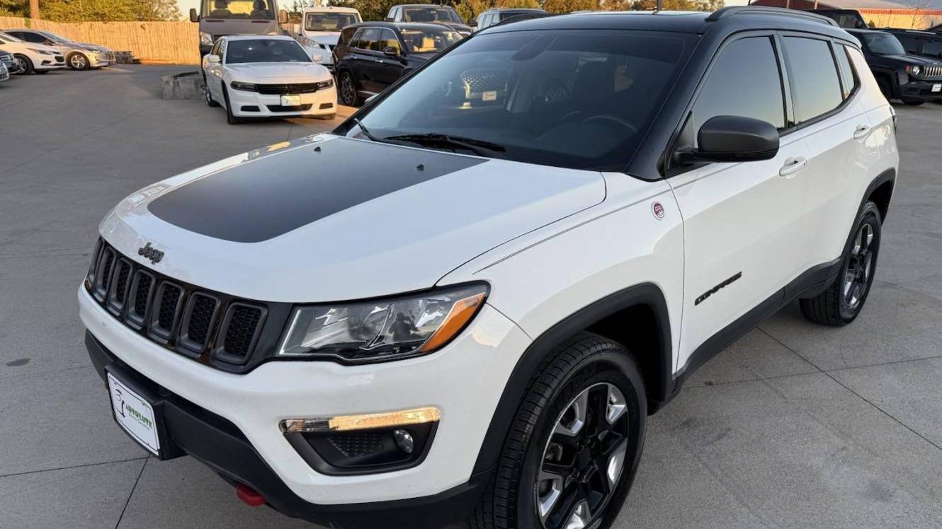 JEEP COMPASS 2018 3C4NJDDB2JT207113 image