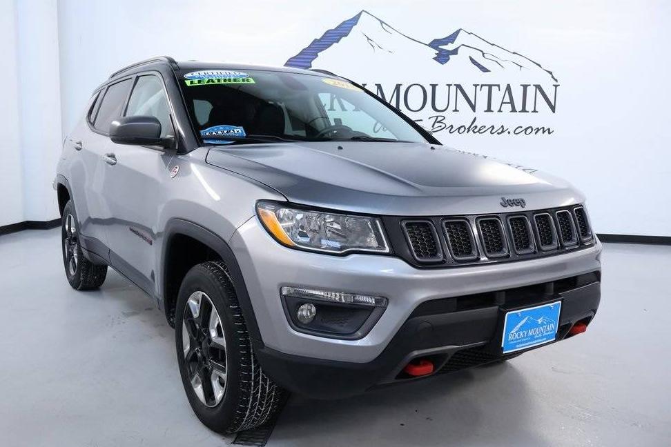 JEEP COMPASS 2018 3C4NJDDB7JT451162 image