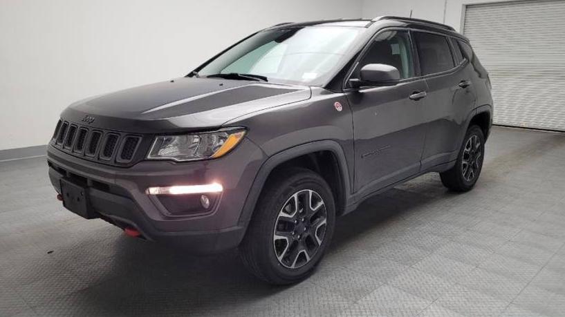 JEEP COMPASS 2018 3C4NJDDB2JT451568 image