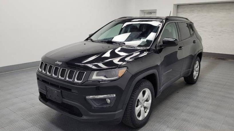 JEEP COMPASS 2018 3C4NJDBB0JT359863 image