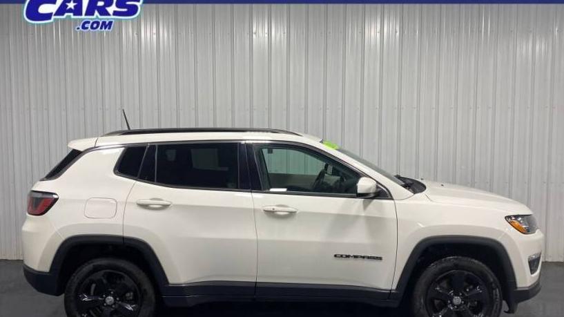 JEEP COMPASS 2018 3C4NJDBB8JT150371 image