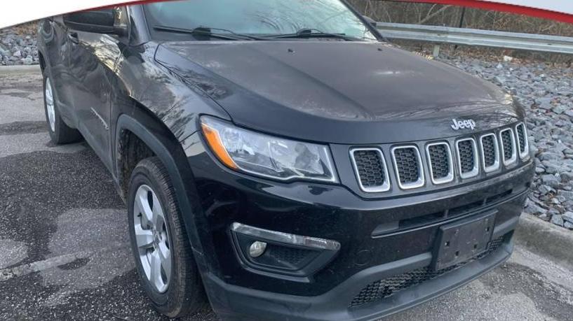 JEEP COMPASS 2018 3C4NJDBB6JT262814 image