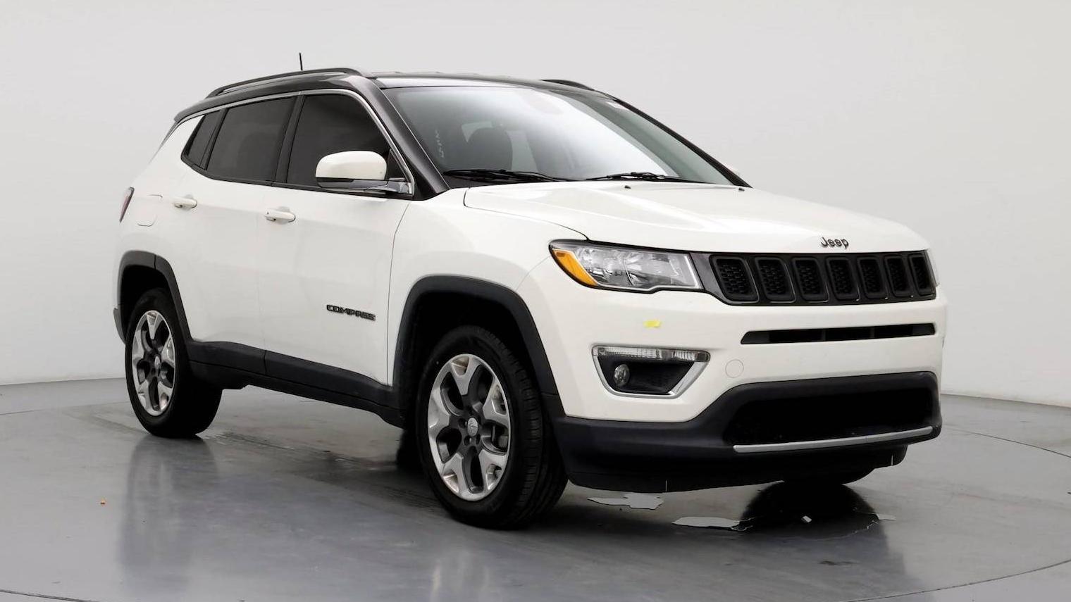 JEEP COMPASS 2018 3C4NJDCB5JT210234 image