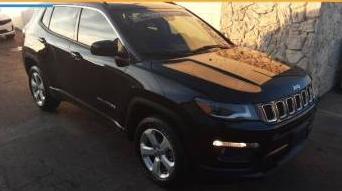 JEEP COMPASS 2018 3C4NJDBB5JT392843 image