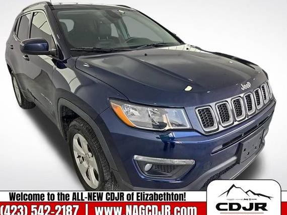 JEEP COMPASS 2018 3C4NJDBB0JT103352 image