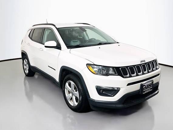 JEEP COMPASS 2018 3C4NJCBB0JT165702 image